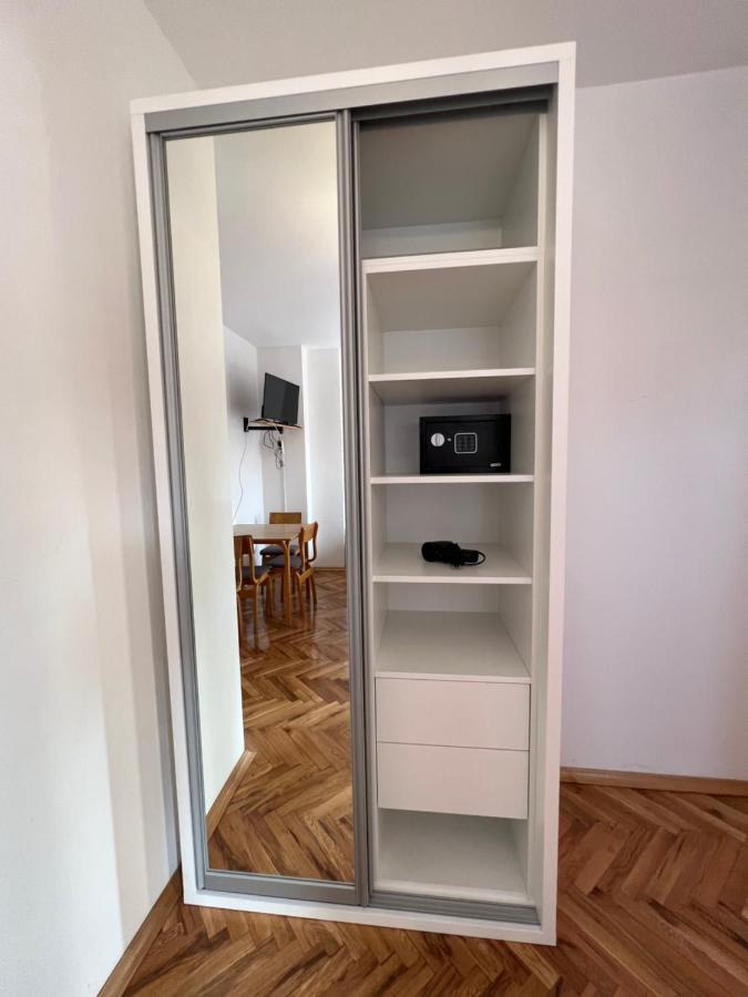 Ksenia Guesthouse Apartments And Studios 布德瓦 外观 照片