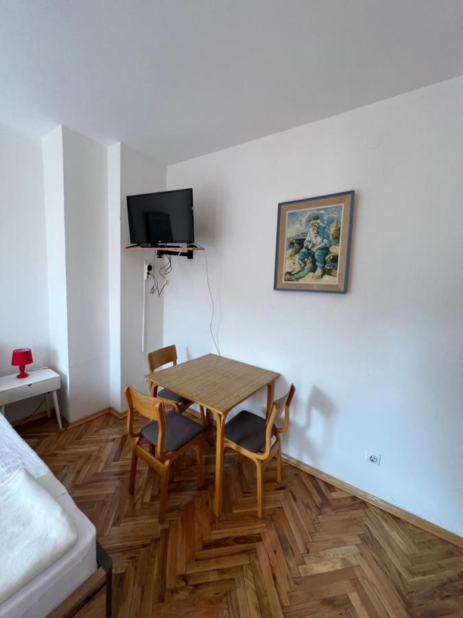 Ksenia Guesthouse Apartments And Studios 布德瓦 外观 照片