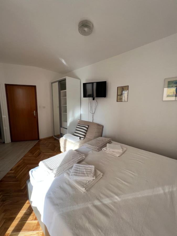 Ksenia Guesthouse Apartments And Studios 布德瓦 外观 照片