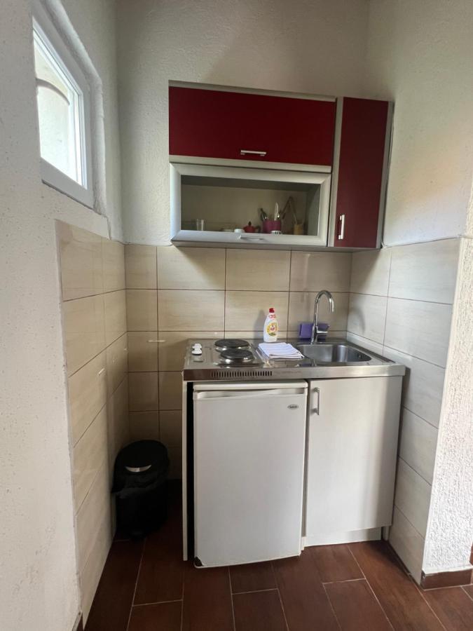 Ksenia Guesthouse Apartments And Studios 布德瓦 外观 照片